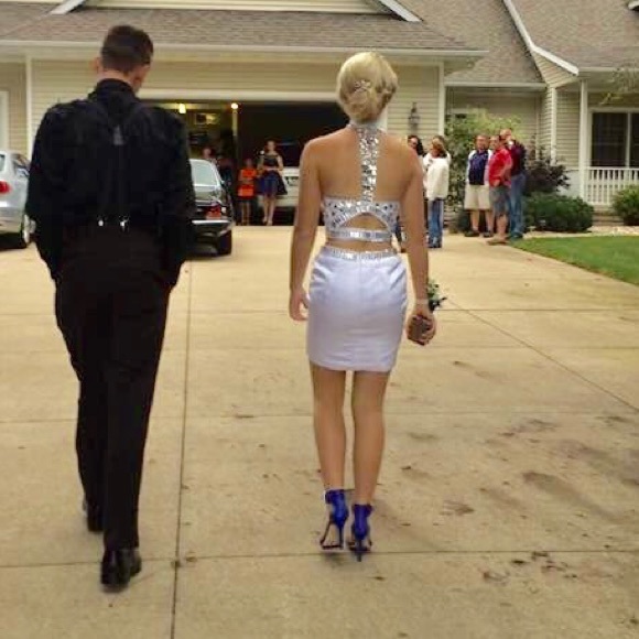 Two piece homecoming dress - Picture 3 of 7